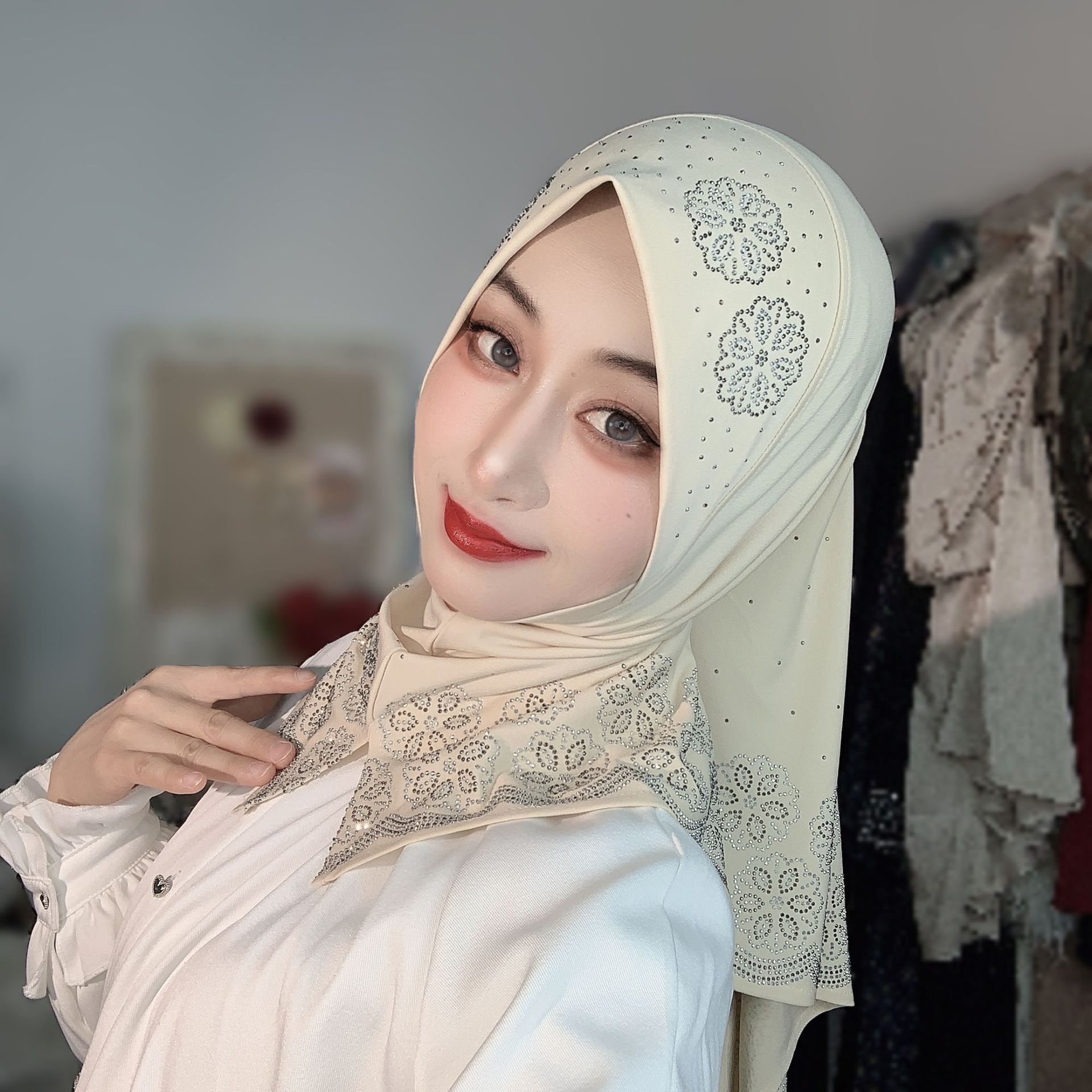 레디 투 웨어 무슬림 히잡 여성용 라인스톤 플로럴 디자 - Women Fashion Designers 리뷰 및 가격